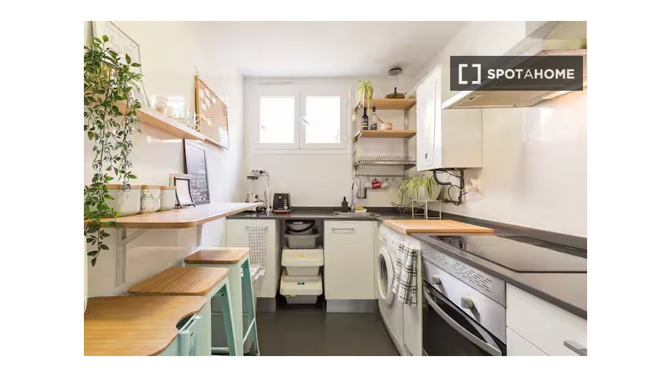 Double room Madrid, 6 beds, 100m² — photo 3