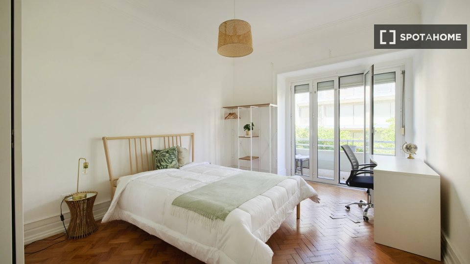 Double room Lisbon, 9 beds — photo 2