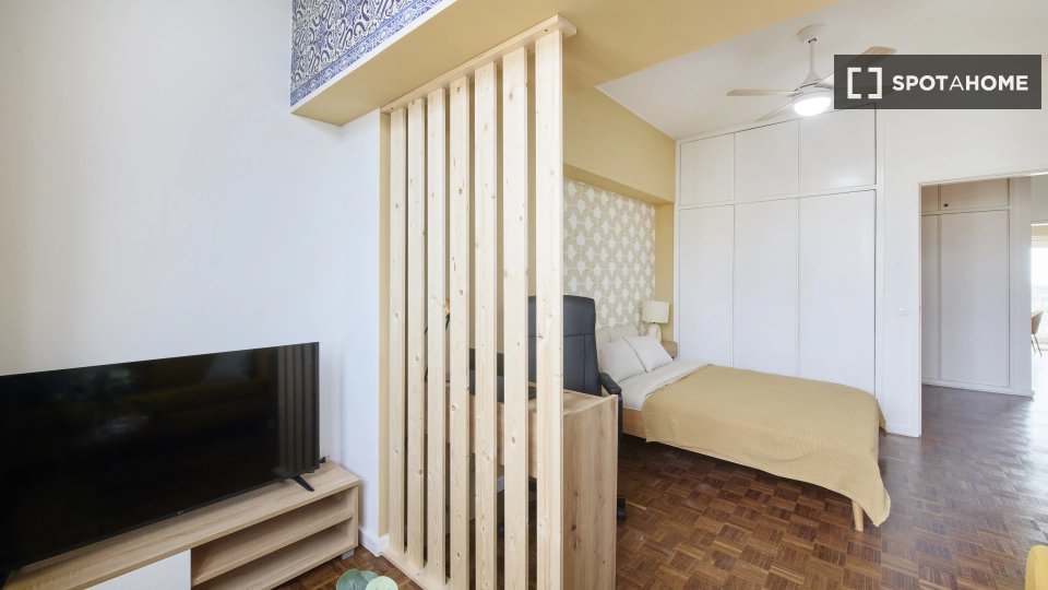 Double room Lisbon, 9 beds — photo 4