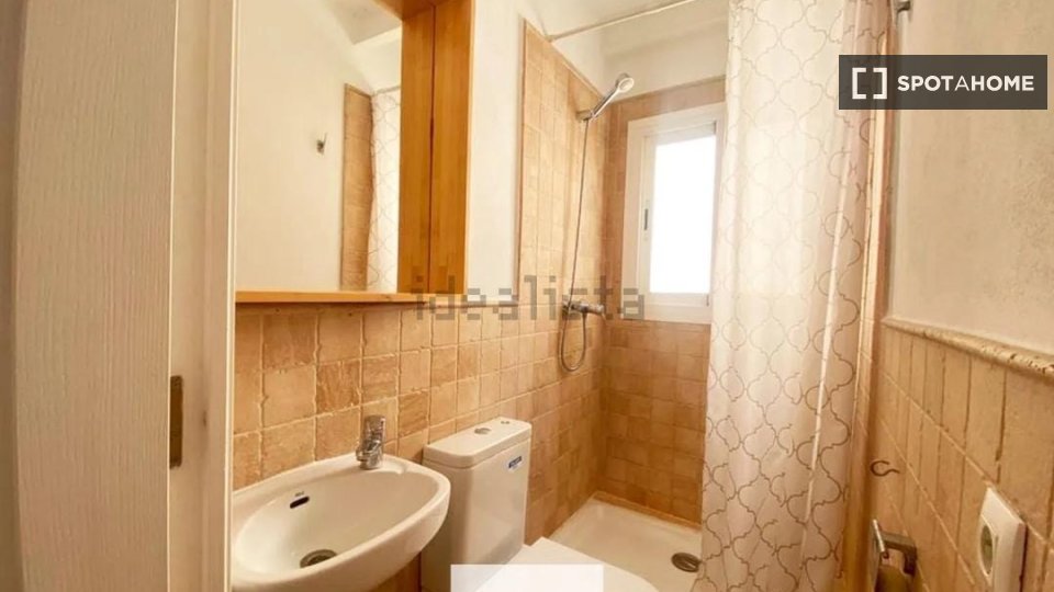 Double room Palma_De_Mallorca, 3 beds, 95m² — photo 3