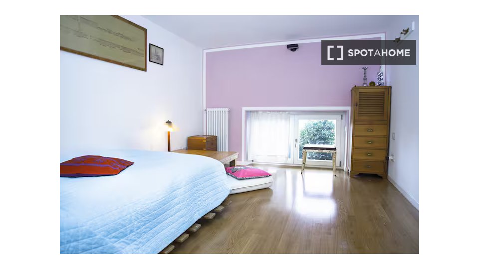 Double room Milan, 2 beds — photo 16