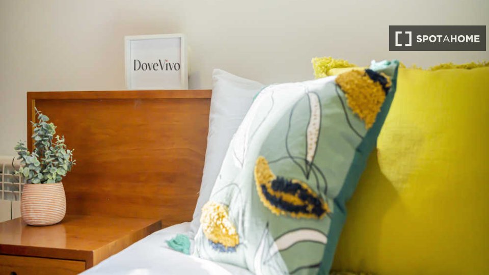 Double room Madrid, 12 beds — photo 56