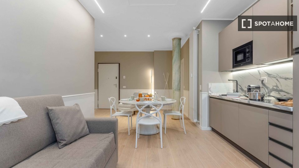 Apartamento Milán, 2 habitaciones, 80m² — foto 12