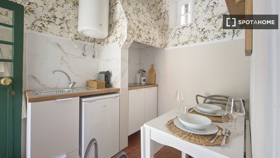 Apartment mono Lisbon — photo 8