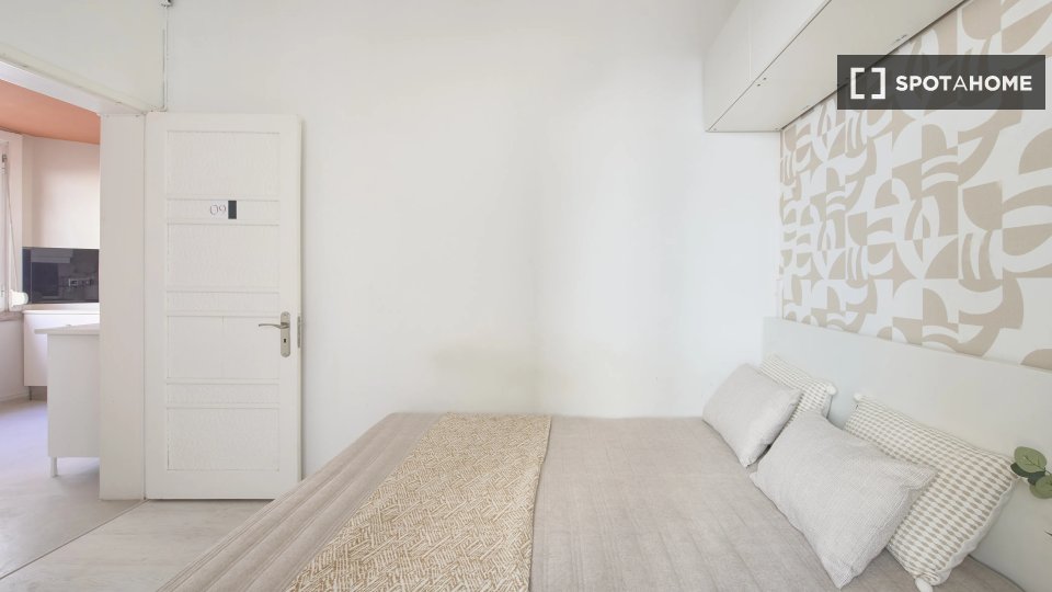 Double room Lisbon, 9 beds — photo 2