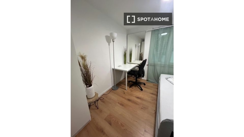 Double room Munich, 7 beds — photo 8