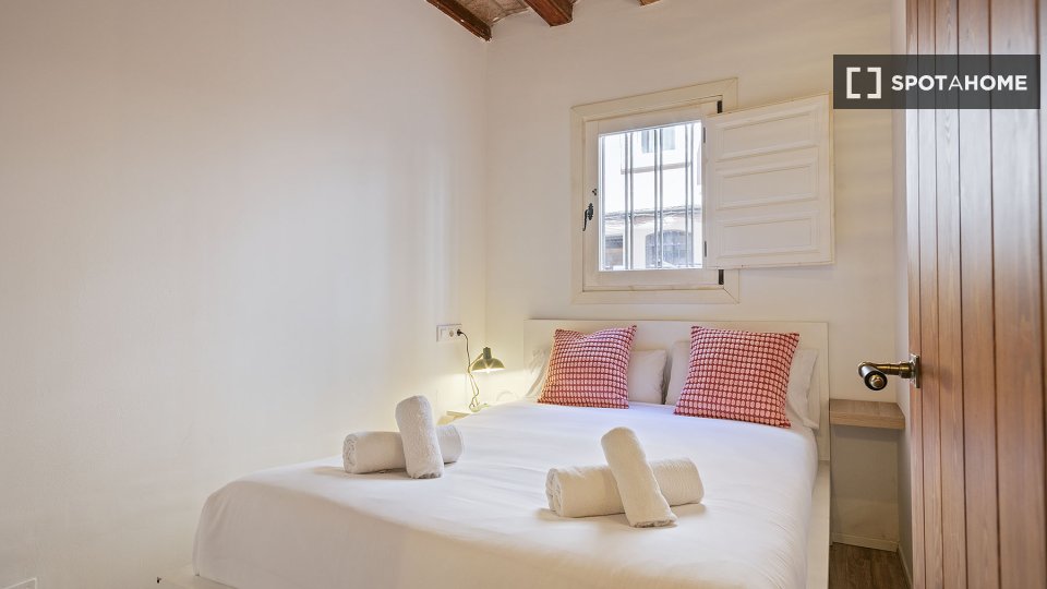 Apartment Barcelona, 2 beds, 85m² — photo 37