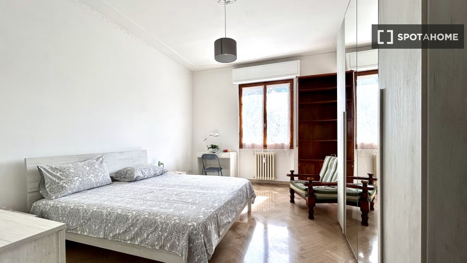 Double room Florence, 3 beds, 100m² — photo 10