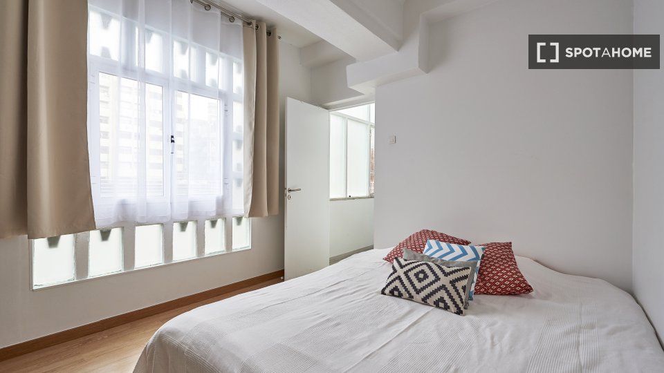 Double room Lisbon, 10 beds — photo 28