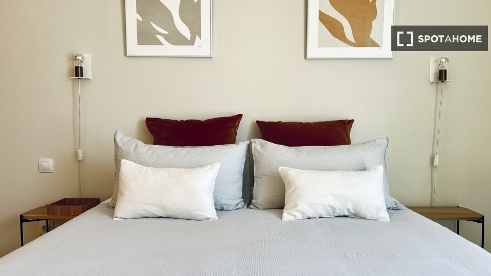Double room Santa_Cruz_De_Tenerife, 1 bed, 188m² — photo 11