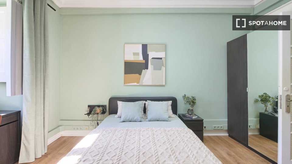 Double room Lisbon, 9 beds — photo 12