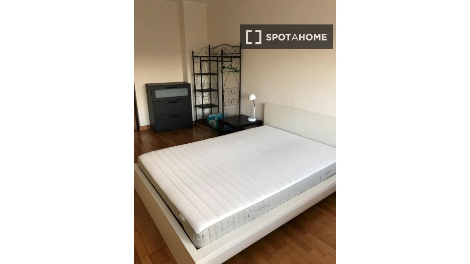 Double room Porto, 3 beds, 70m² — photo 12