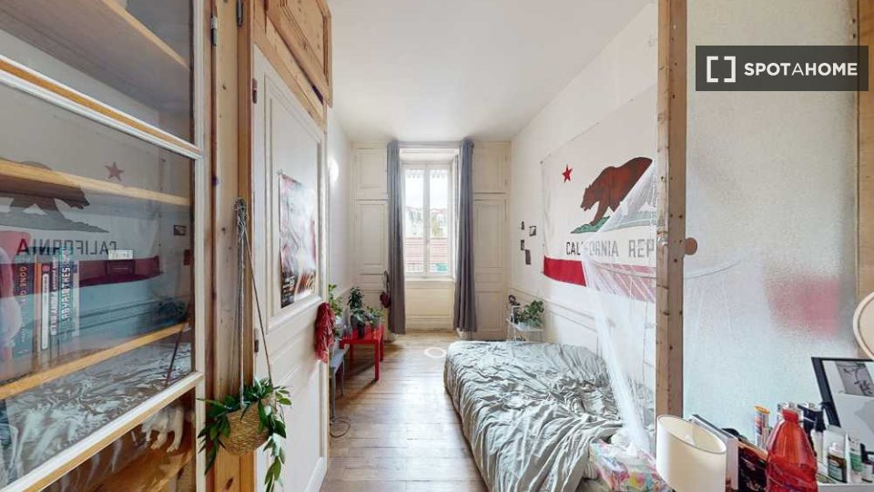 Camera doppia Lione, 3 camere, 100m² — foto 17