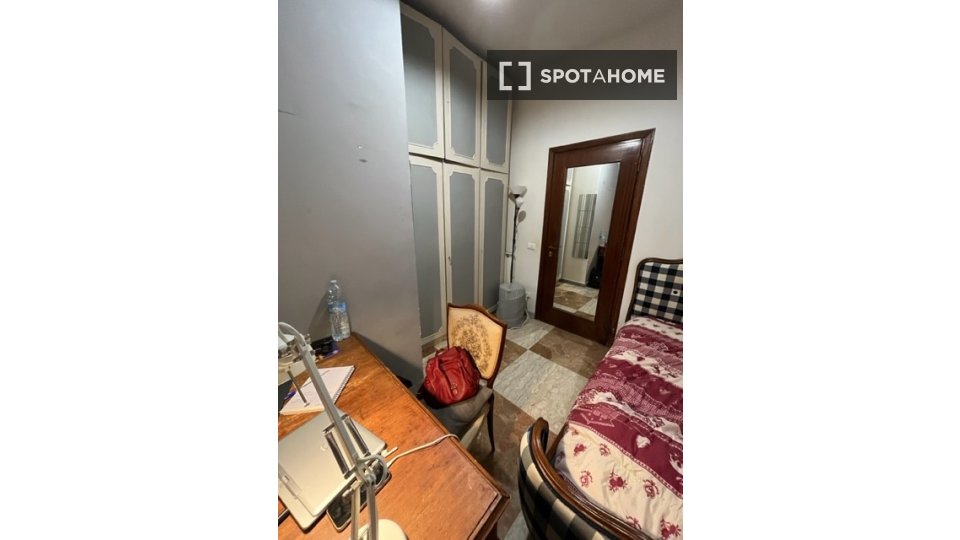 Double room Rome, 4 beds, 110m² — photo 40