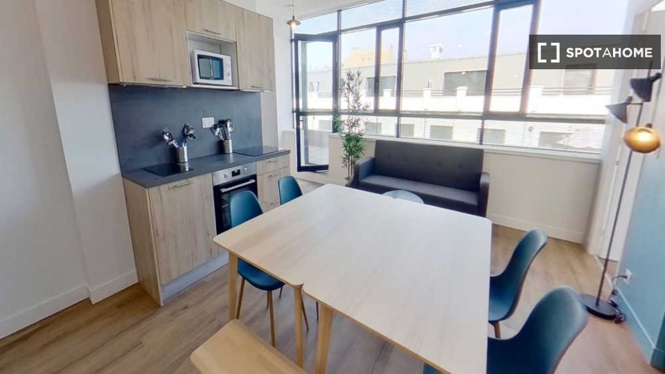 Habitación doble París, 10 habitaciones, 170m² — foto 4