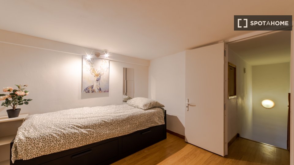 Apartment Paris, 2 beds, 65m² — photo 3