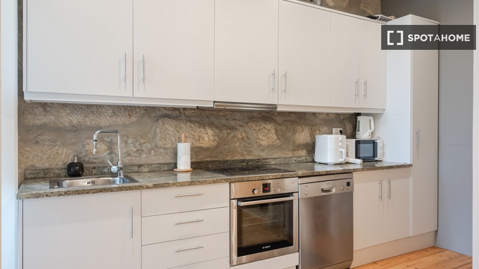 Apartment Porto, 1 bed, 60m² — photo 22