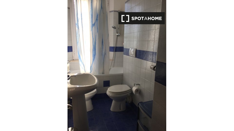 Appartamento con 2 camere da letto in affitto a Magliana, Roma - a Roma