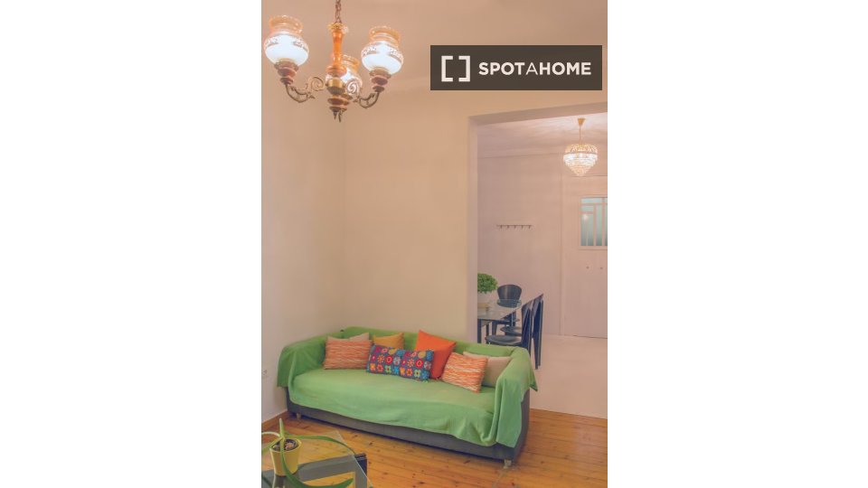 Double room Athens, 4 beds — photo 17