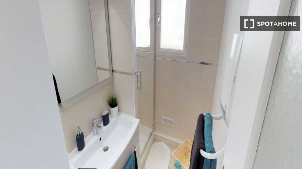 Double room Montpellier, 5 beds, 90m² — photo 6