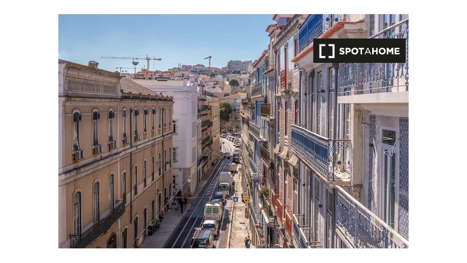 Apartment Lisbon, 1 bed — photo 1