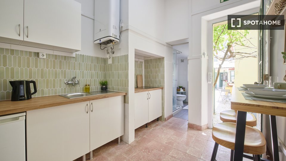 Apartment Lisbon, 2 beds — photo 6