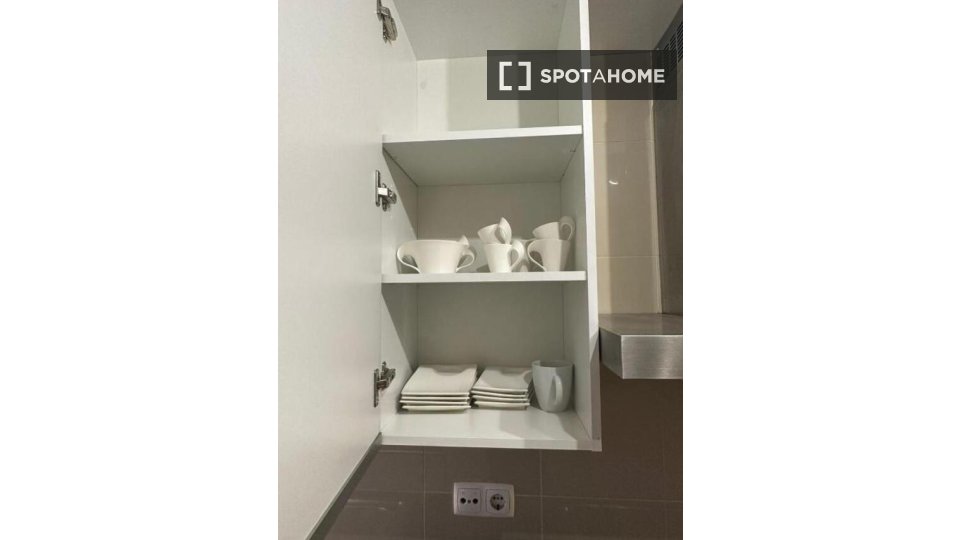 Apartment Lisbon, 1 bed — photo 7
