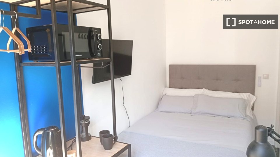 Double room Madrid, 8 beds — photo 28