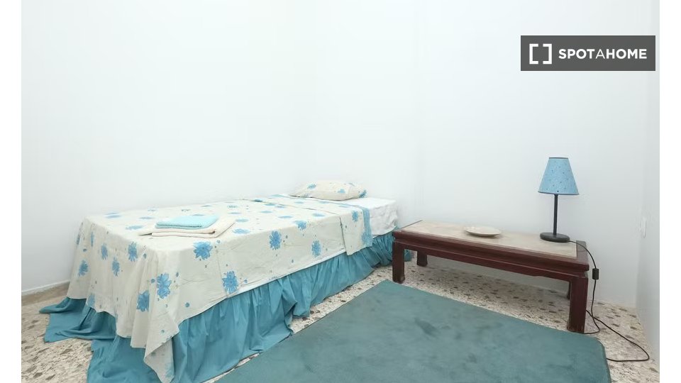 Double room Athens, 8 beds — photo 1