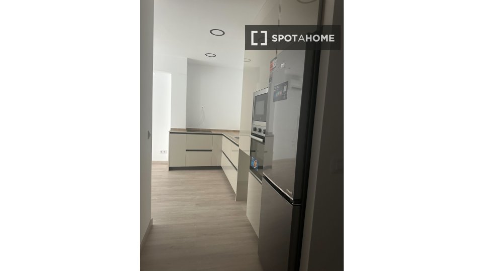 Apartment Barcelona, 3 beds, 60m² — photo 10