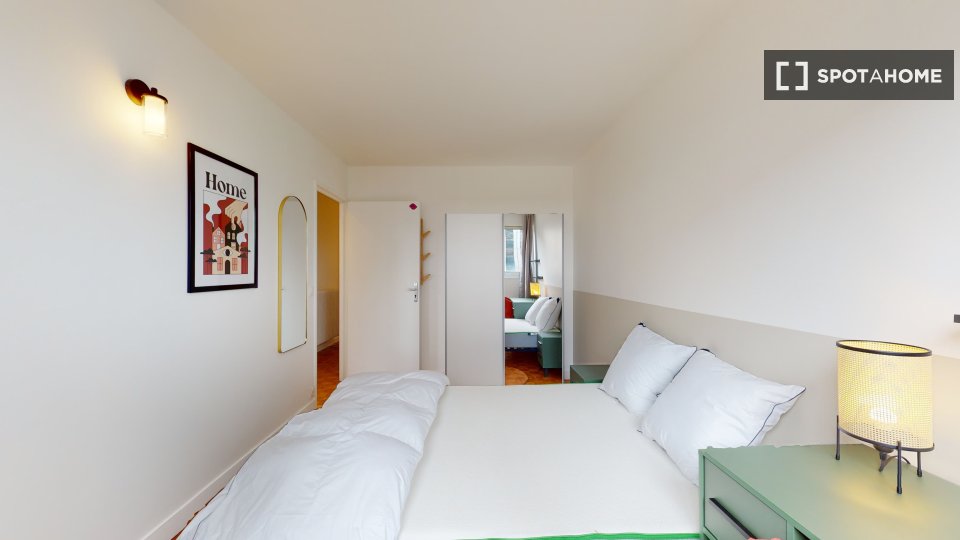 Double room Paris, 18 beds — photo 11