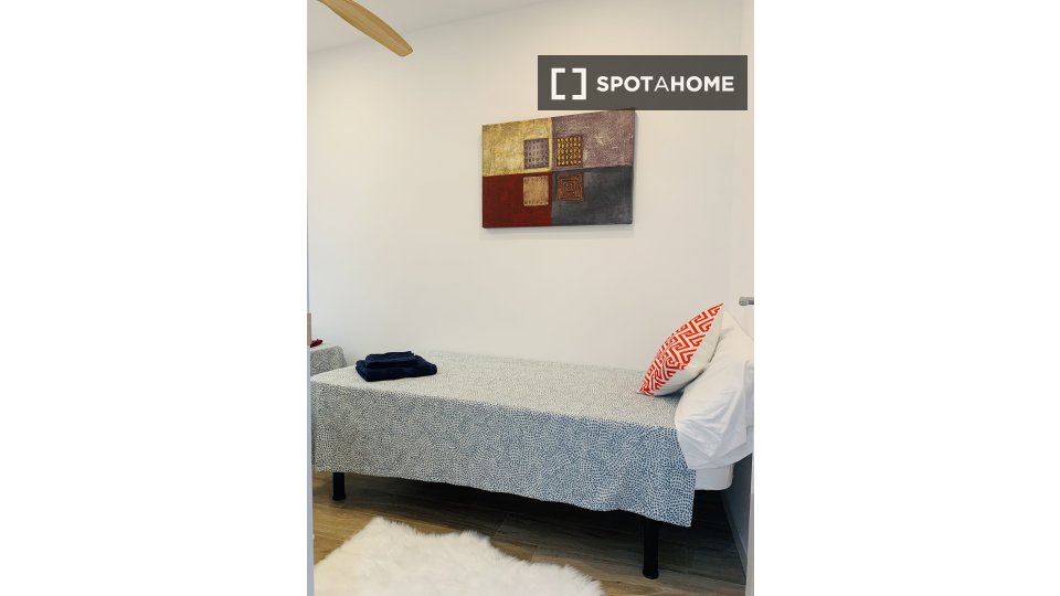 Apartment Madrid, 3 beds, 76m² — photo 5