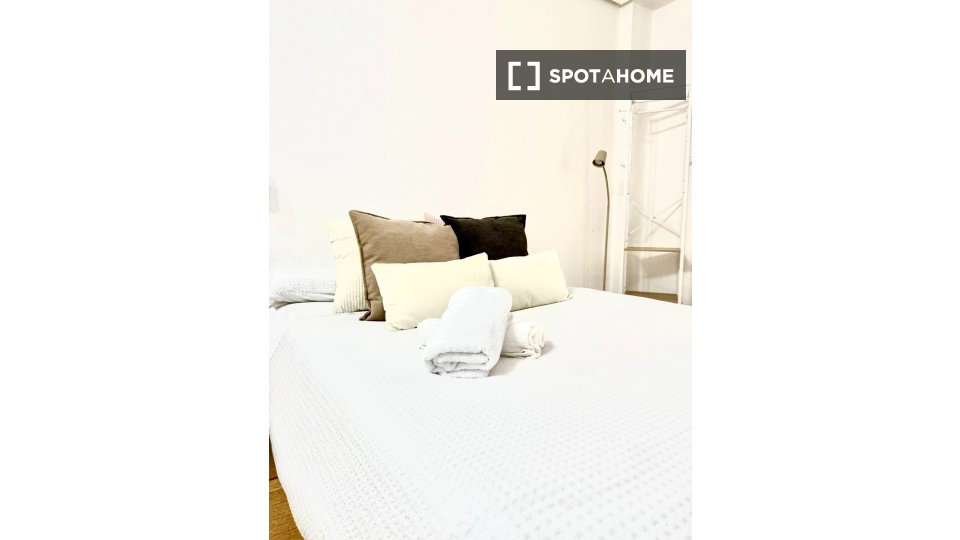 Apartment Madrid, 2 beds, 60m² — photo 18