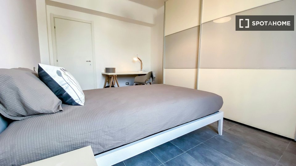 Double room Milan, 3 beds — photo 3