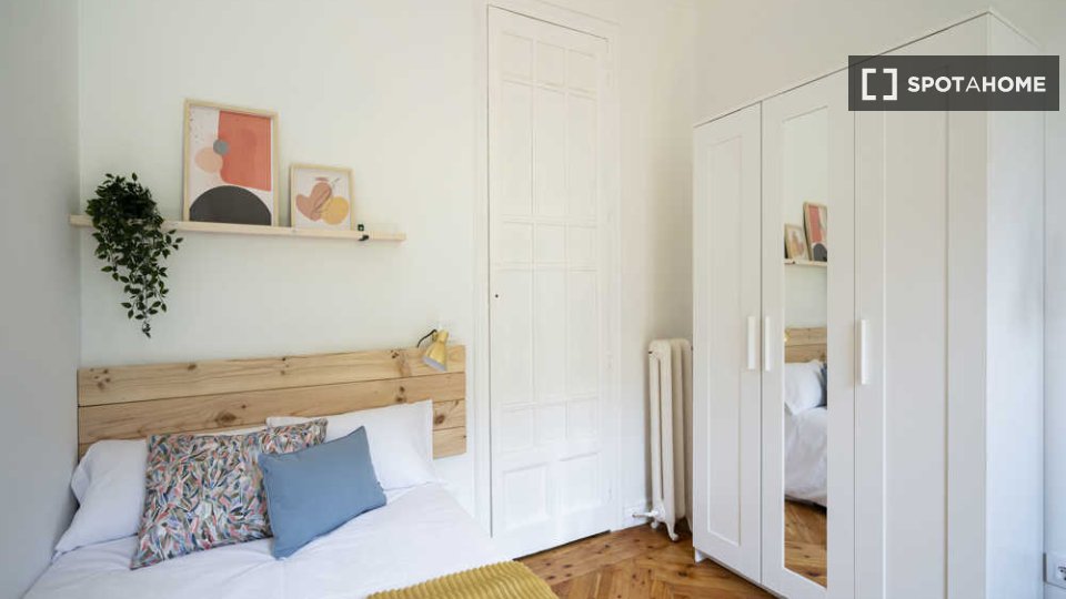Double room Madrid, 8 beds — photo 50