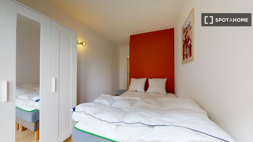 Double room Marseille, 15 beds — photo 5
