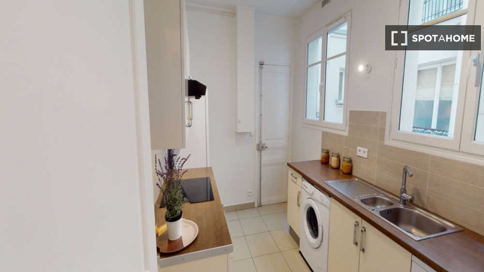 Double room Paris, 4 beds, 100m² — photo 16