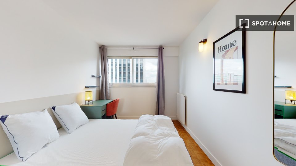 Double room Paris, 18 beds — photo 1