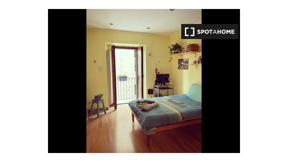 Apartment Naples, 1 bed, 65m² — photo 9