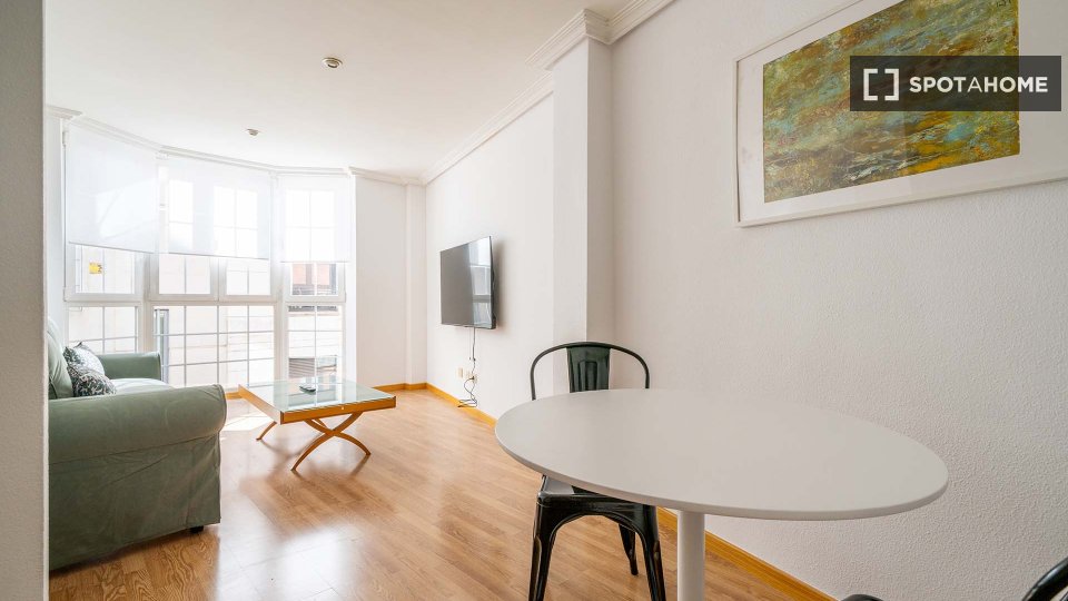 Apartment mono Madrid, 45m² — photo 2