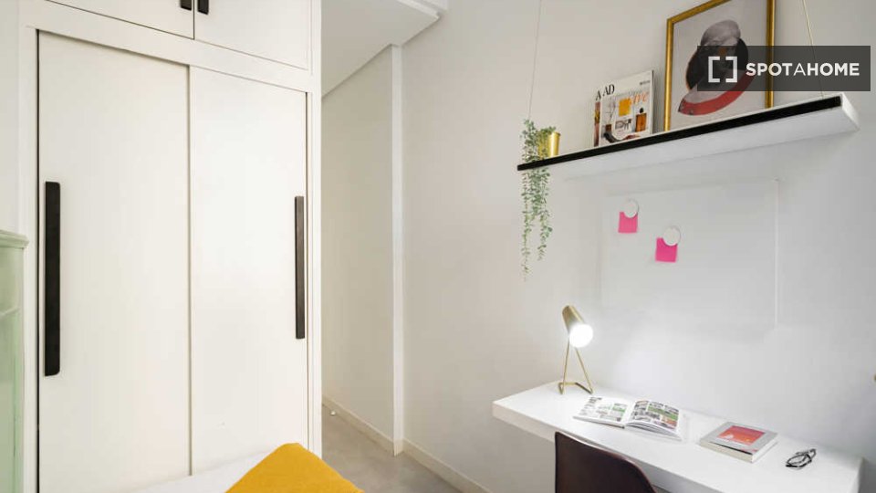 Double room Madrid, 67 beds — photo 77