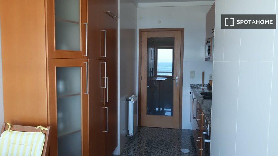 Apartment Porto, 3 beds, 230m² — photo 14