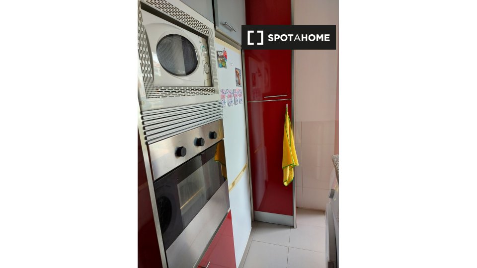 Double room Lisbon, 4 beds, 110m² — photo 11