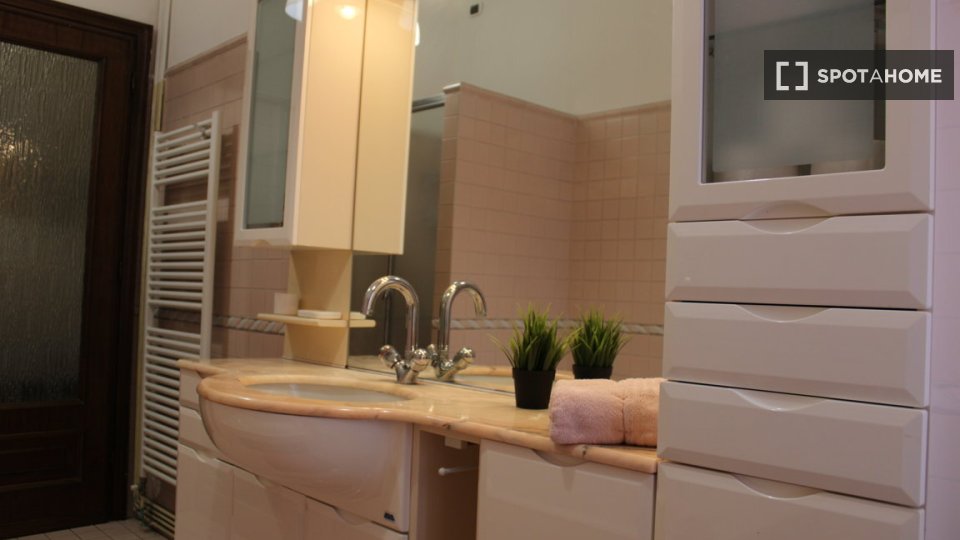Double room Brescia, 6 beds — photo 17