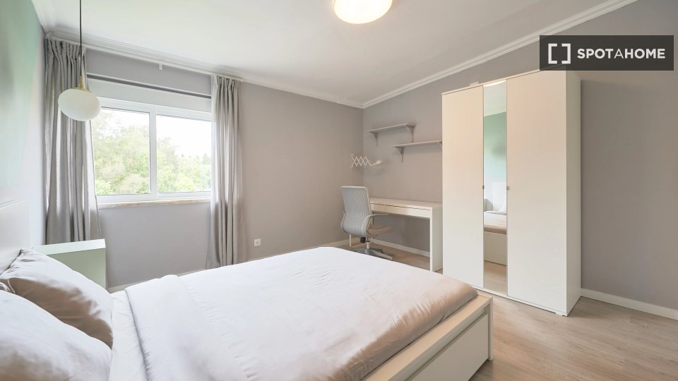 Double room Lisbon, 11 beds — photo 12