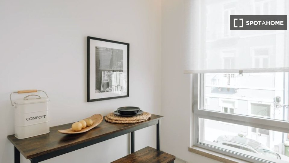 Apartment Lisbon, 2 beds — photo 8