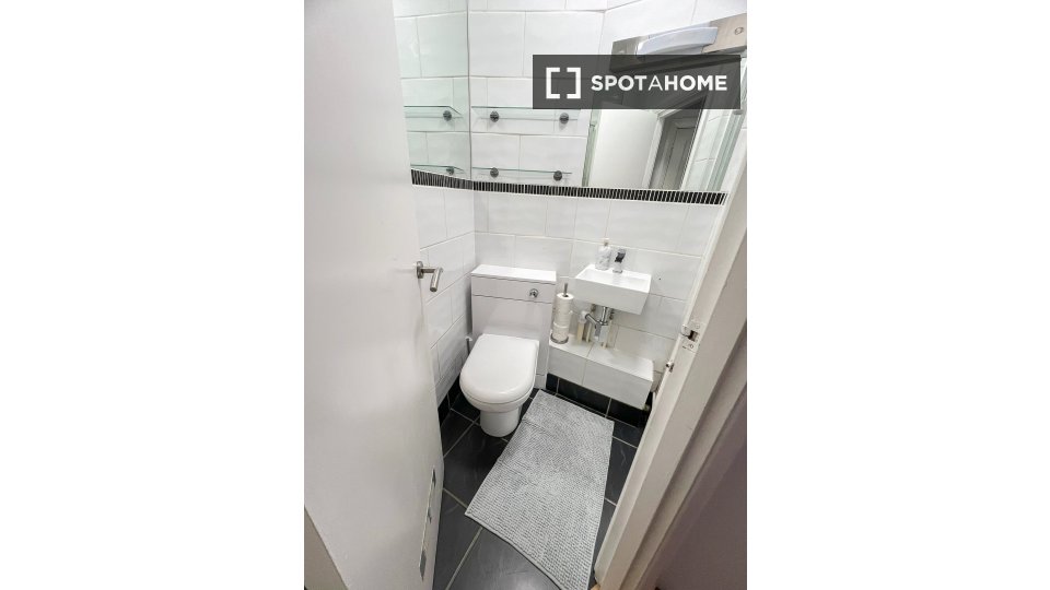 Apartment mono London — photo 4