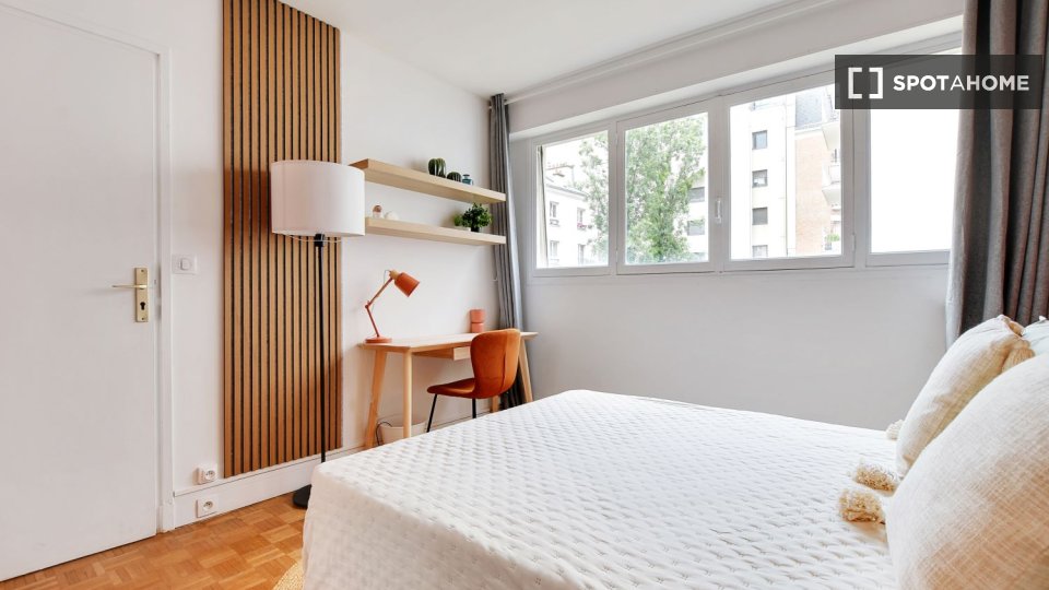 Chambre double Paris, 4 chambres — photo 47