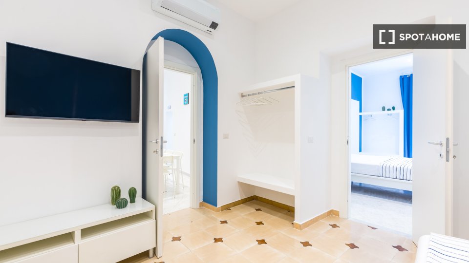 Apartment Naples, 2 beds — photo 19