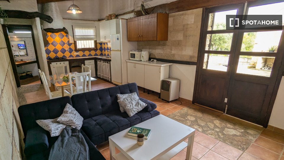 Apartment Palma_De_Mallorca, 1 bed, 90m² — photo 1